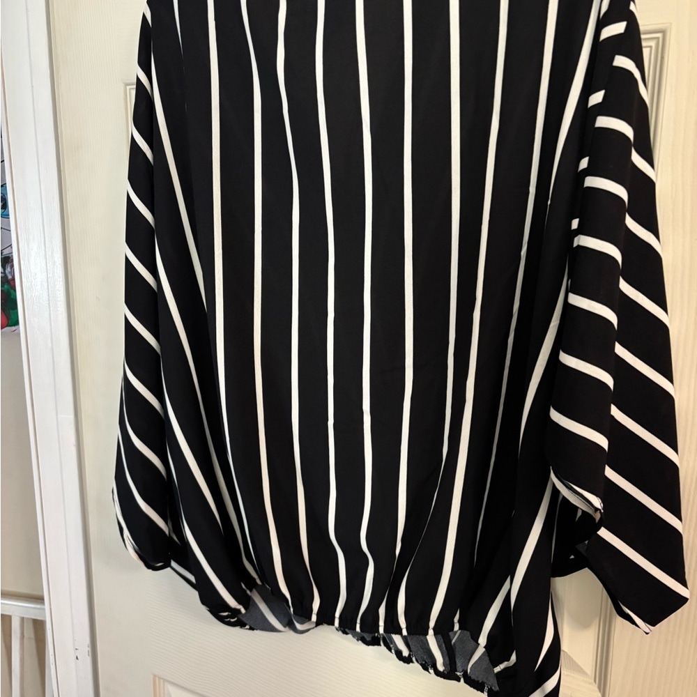 Savanna Jane Black and White Striped Blouse - Picture 5 of 6